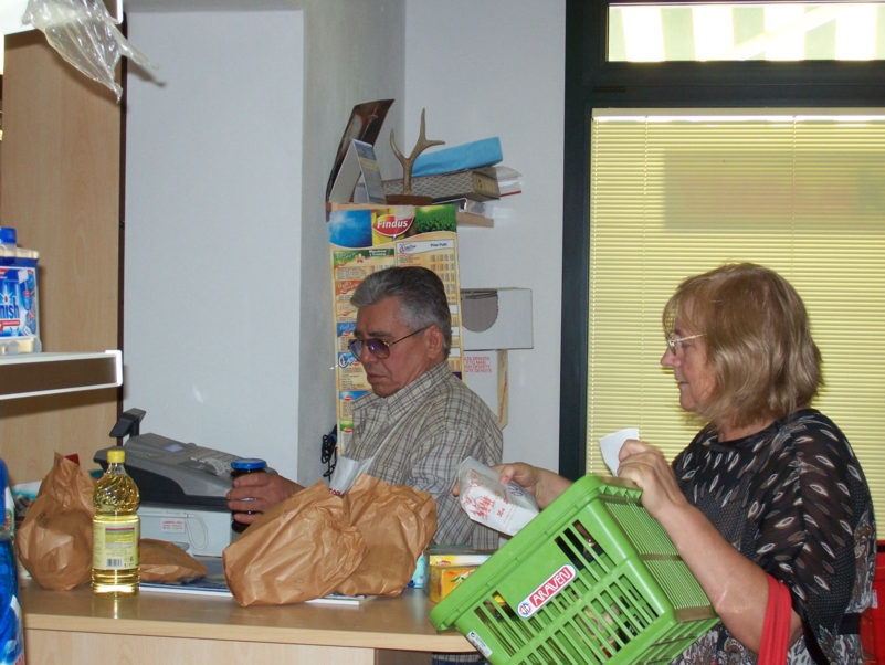  Image name: AlimentariMirka20.jpg 
 width: 801 pixel 
 height: 602 pixel 
 Size: 380861 bytes 
 Click to enlarge 